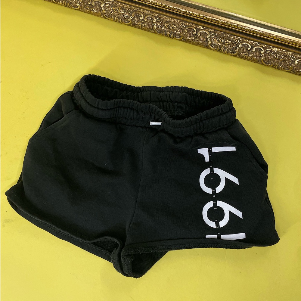 NEVER STOP TRYING GIRL SHORTS (8) H&M